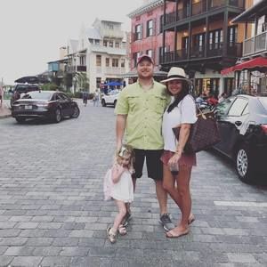 Meet your Posher, Claire